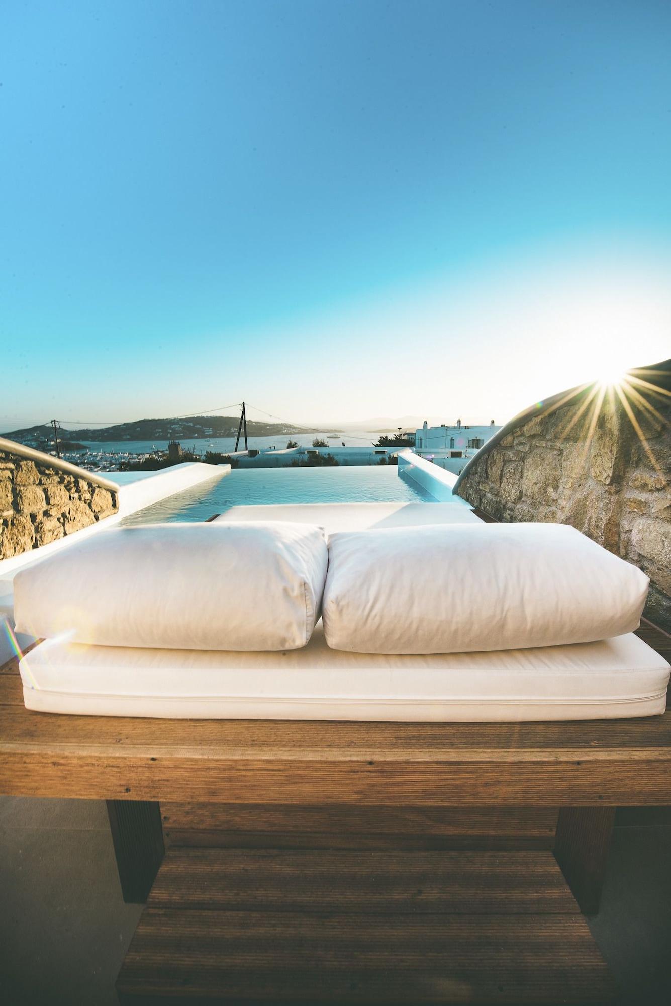 ホテル デル プライベート スイーツ Mykonos Town エクステリア 写真